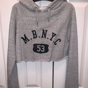Cropped sweatshirt